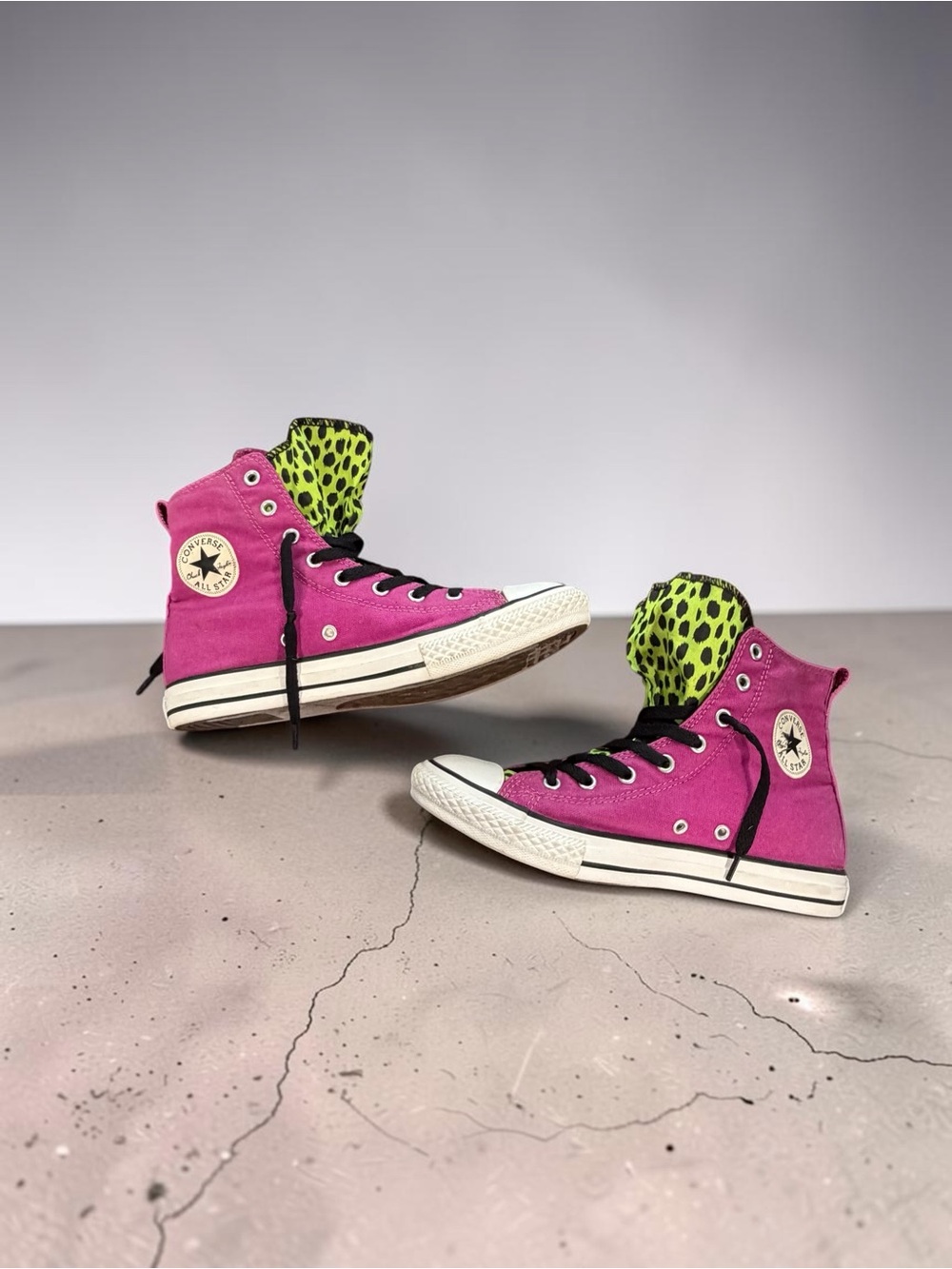 Converse All Star High-Top Sneakers in Magenta with Green Leopard Lining - Picture 9 of 12